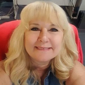 Meet your Posher, Marina